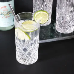 Hot Coffret de quatre verres à cocktail Cocktails Et Spiritueux