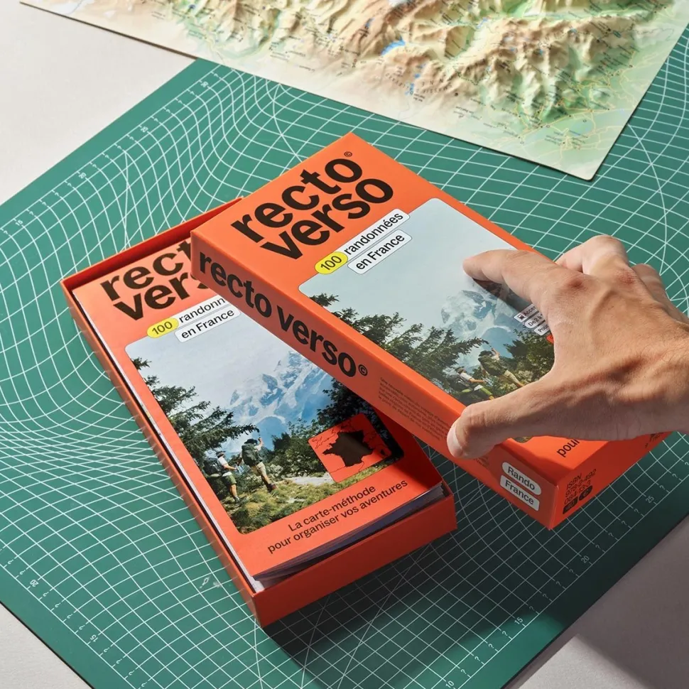 Shop Coffret Recto Verso - 100 randonnées en France Outdoor Et Loisirs
