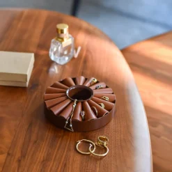 Discount Présentoir pour bagues en cuir Femme Montres Et Bijoux