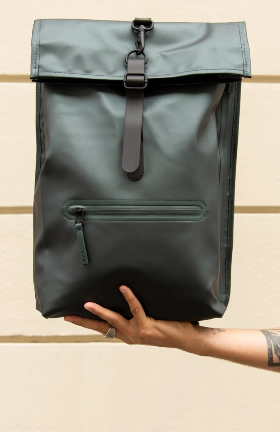 Online Sac à dos Rolltop Rains - 17L Femme Sacs Et Cabas|Sacs Et Bagagerie